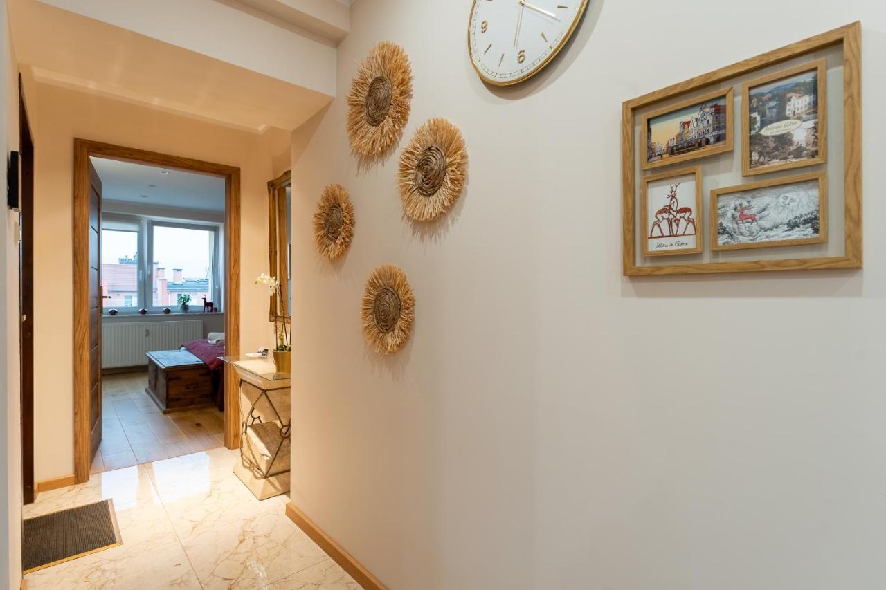 Apartament Zloty Jelonek - 4 Osobowy Na Placu Ratuszowym - Space Apart Jelenia Gora Ngoại thất bức ảnh